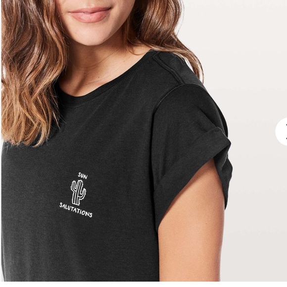 Lululemon Roll Around Tee *Expression - Picture 2 of 12